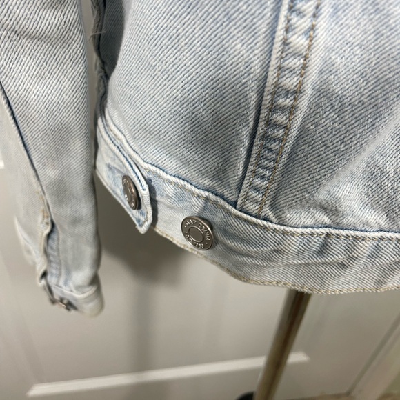 Gap Light Blue Denim Jacket Size Medium CB- - Picture 8 of 14